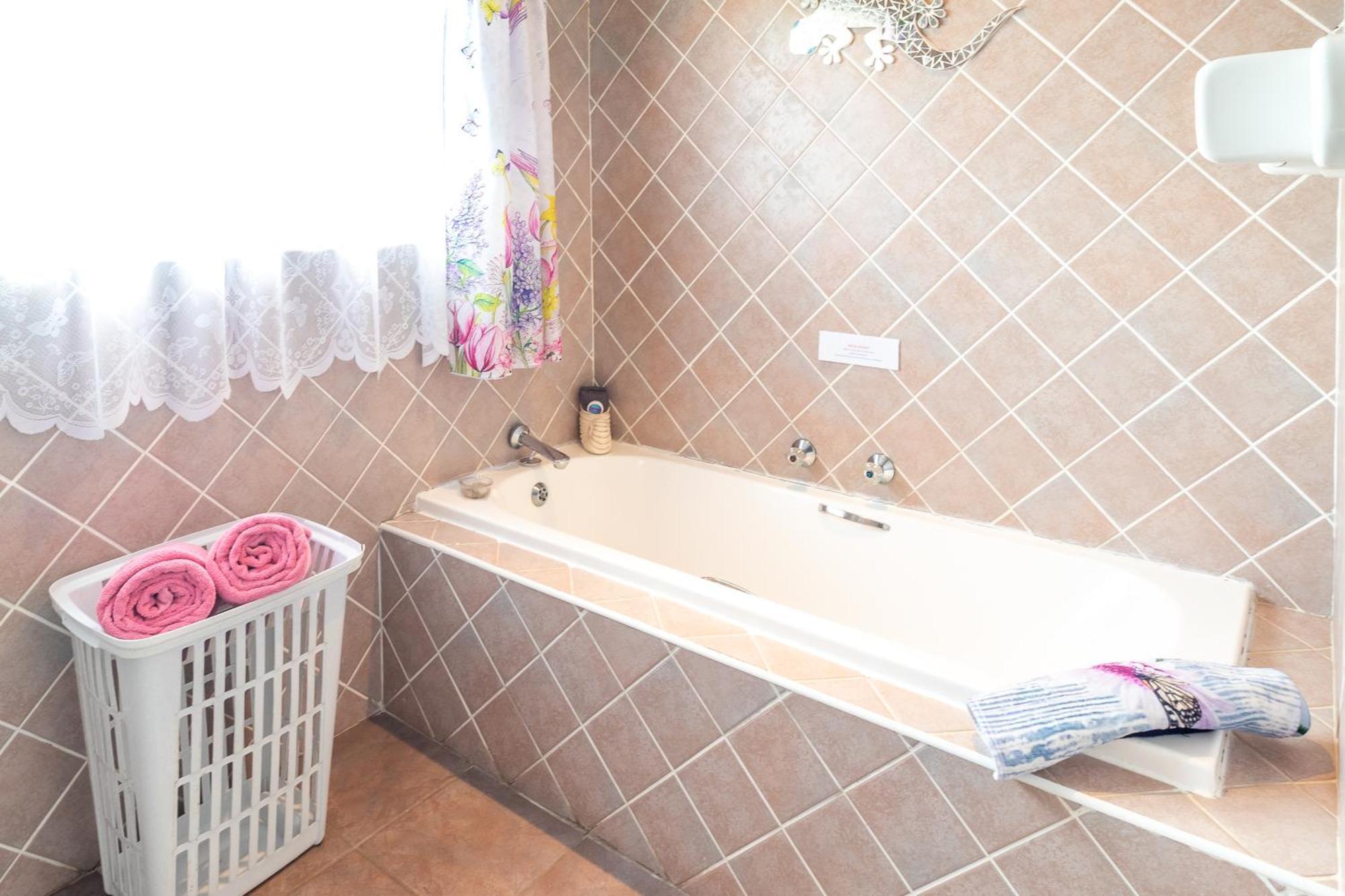 Villa Majestic For Exclusive Accommodation Port Alfred Bagian luar foto